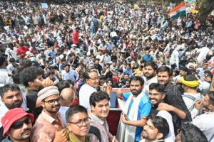 क्या यह सरकार विरोधी आंदोलन है या जवाबदेही आंदोलन?