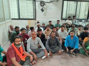 नंदबाग सब्जी बाजार हटाने का विरोध, व्यापारियों ने मांगा न्याय