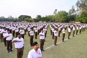 इंदौर में संघ का चरैवेति एकत्रीकरण, पांच जिलों के स्वयंसेवक हुए शामिल